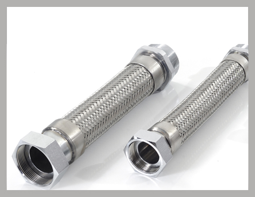 CUSTOM Hoses